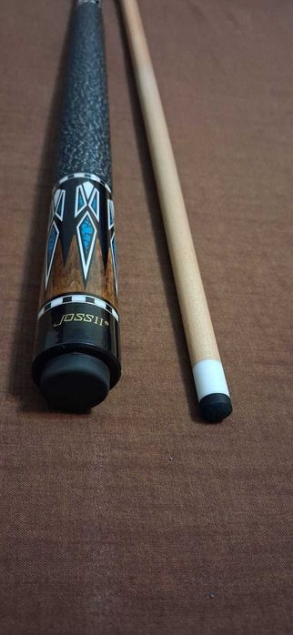 Kij bilardowy dwuczęściowy