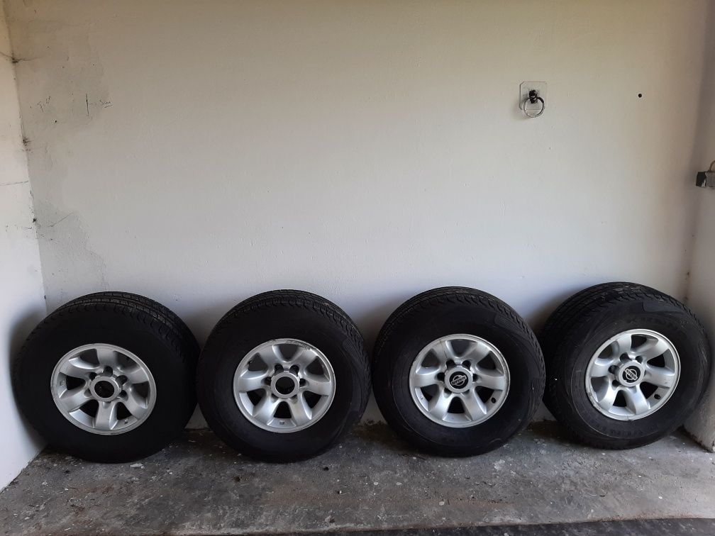 Rodas 265/70 R16