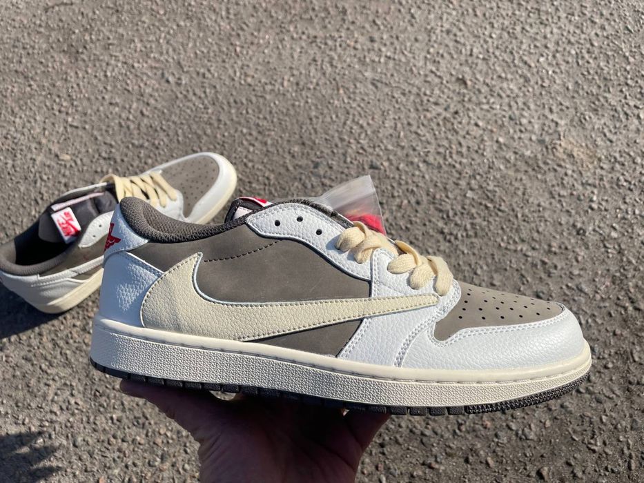 Travis Scott Jordan 1 Low Reverce Mocha 41-44,5р.