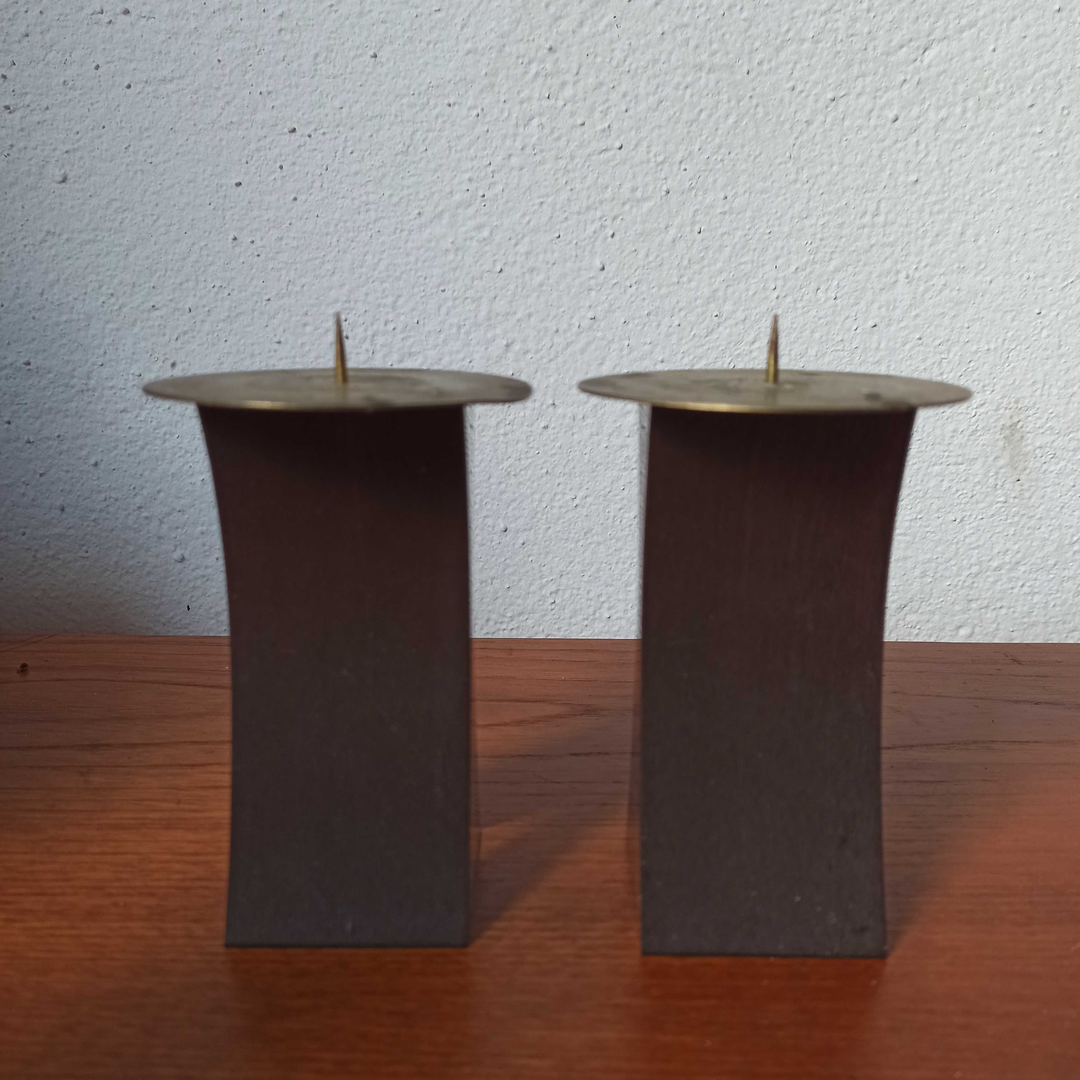 Dwa modernistyczne świeczniki sygnowane