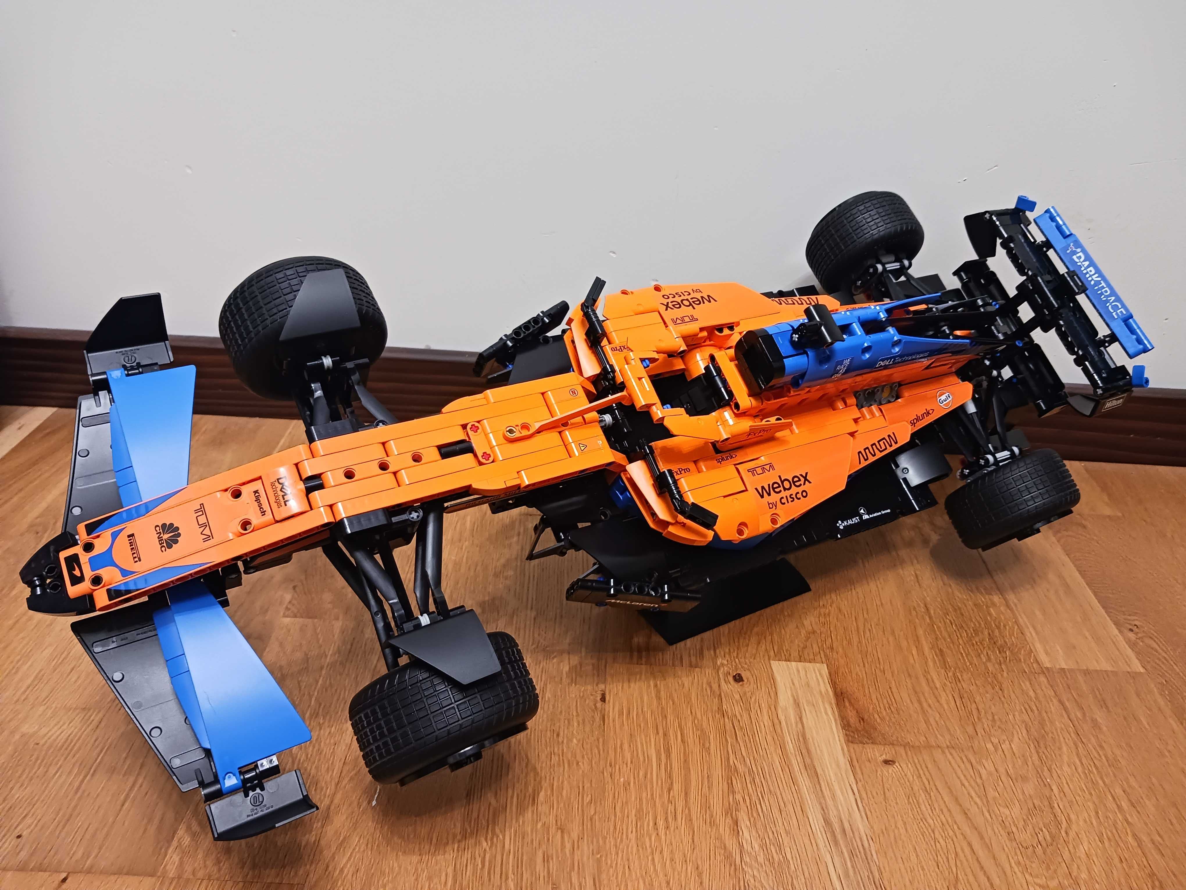 LEGO Technic 42141 - Samochód wyścigowy McLaren Formula 1, jak nowy