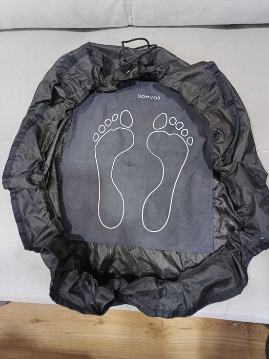 Base para Pés/Saco Roupa Húmida