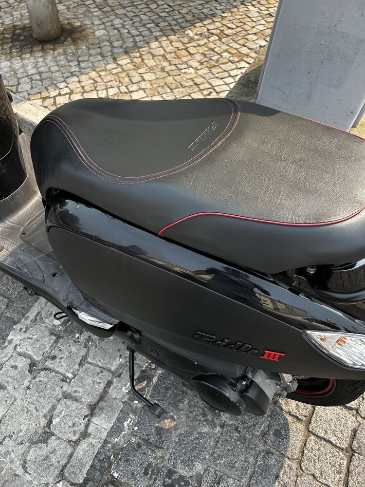 Sym fiddle III como nova