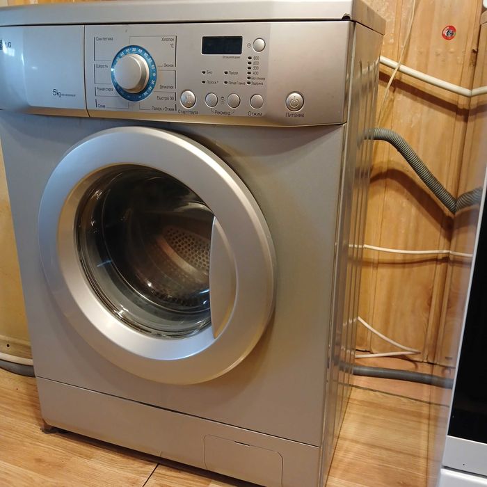Пральна машина LG  WD-80305 NUP ( 5 kg )