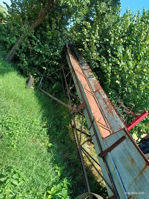 Taśmociąg ,stertownik do siana
