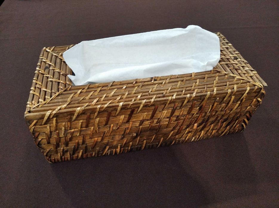 Cobertura em vime para caixa de lenços faciais