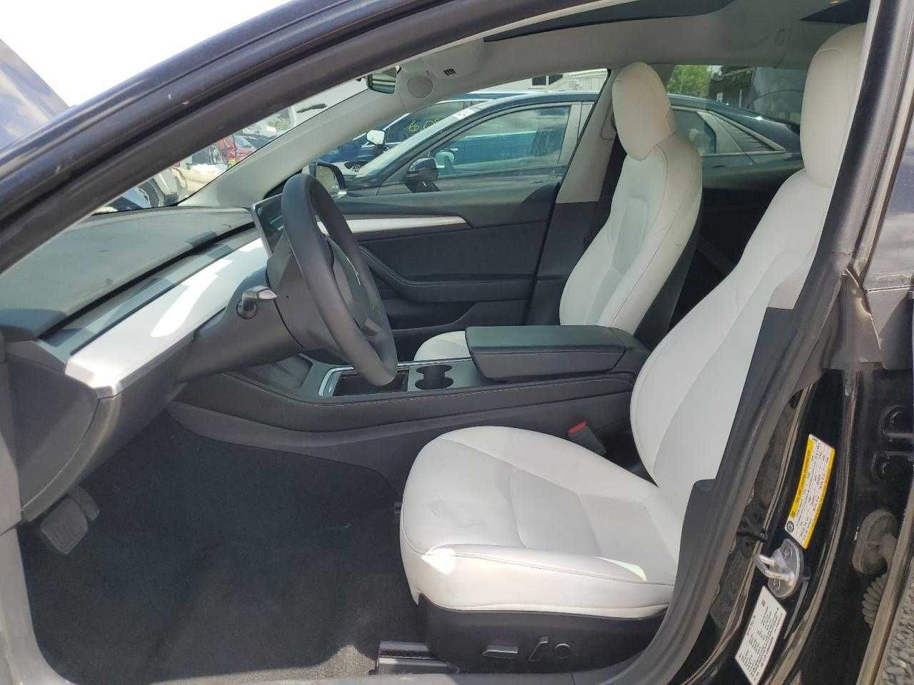 Tesla Model 3, 2021 року • Чорна • Львів