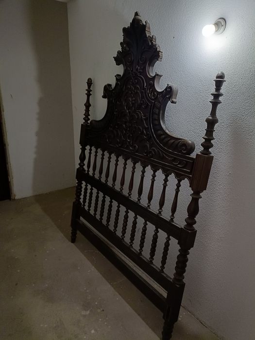 Cama antiga 138,5x195