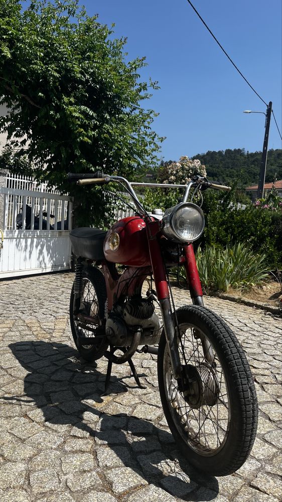 Sachs lebre a andar boa para pequeno restauro, iclui peças