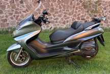 Yamaha Majesty 400 Ямаха Маджести максі скутер