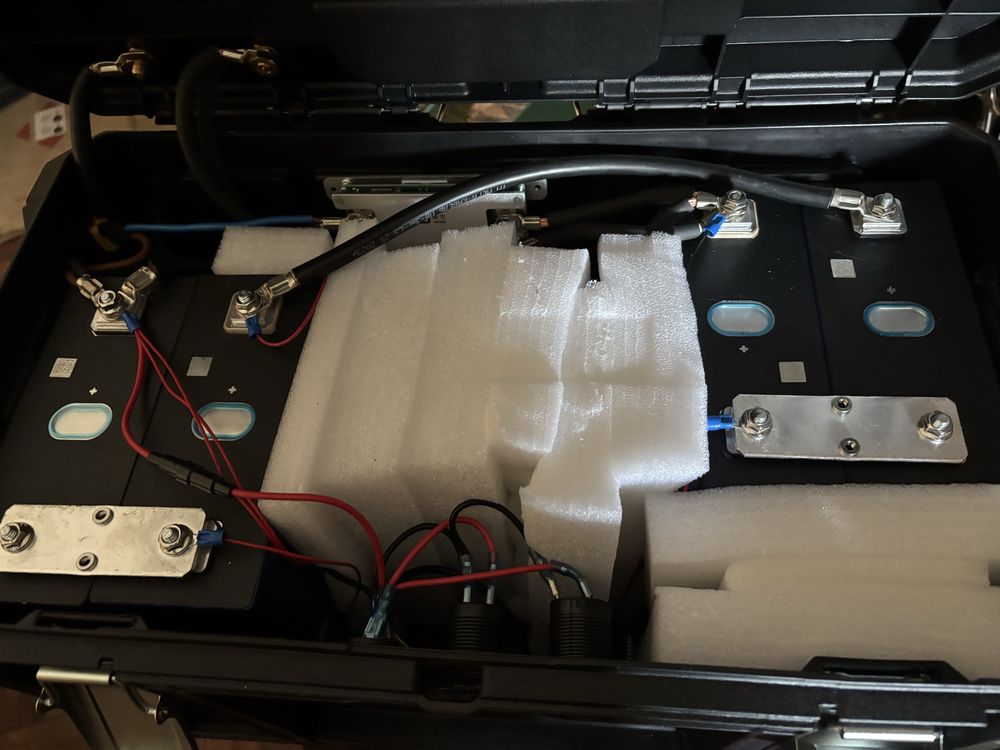 Акумулятор LiFePO41 2.8V 280Ah bms300а