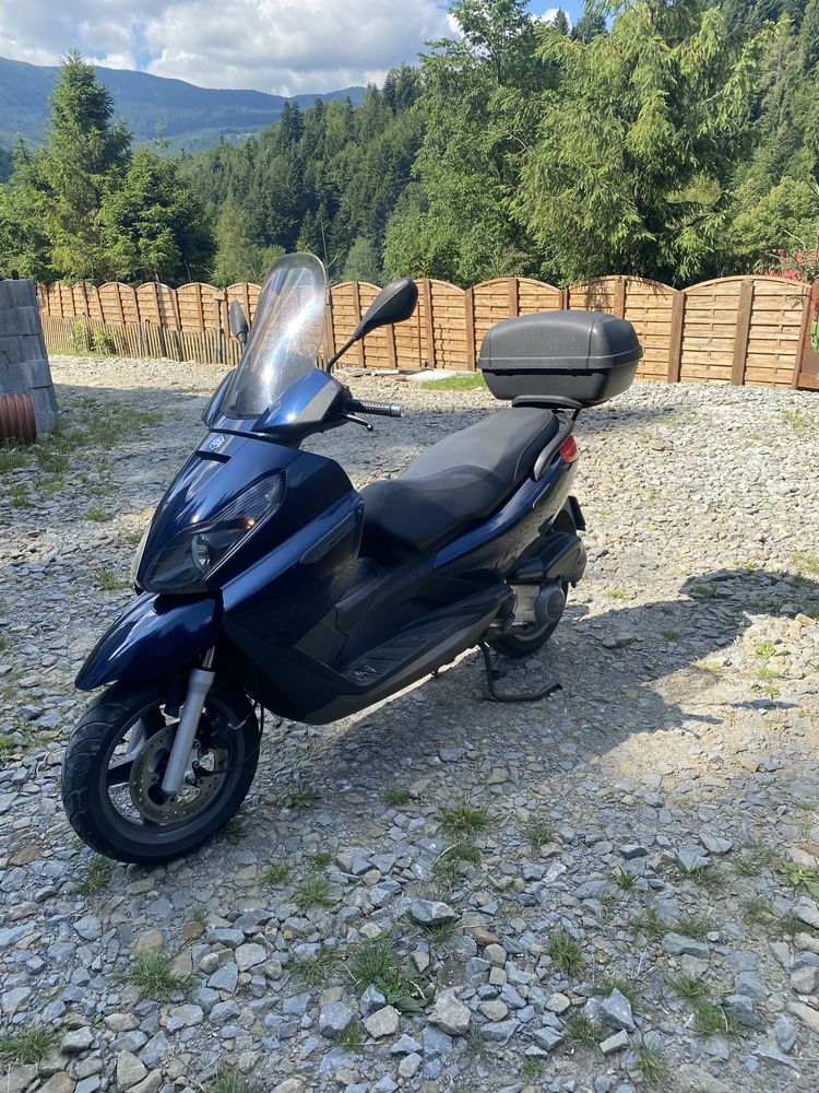 Skuter Piaggio x7 125