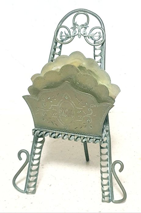 Raro antigo suporte francês para cartões / bilhetes Arte Nova