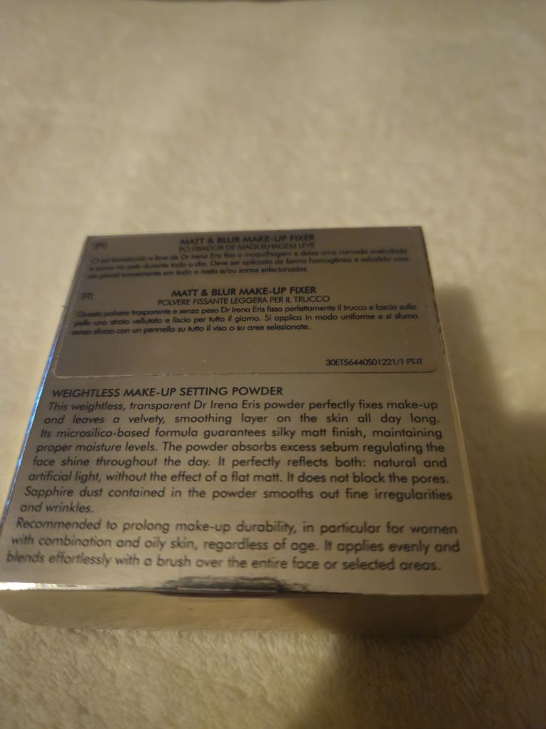 Dr Irena Eris Matt & Blur Make-up Fixer Weightless Make-up Setting Pow