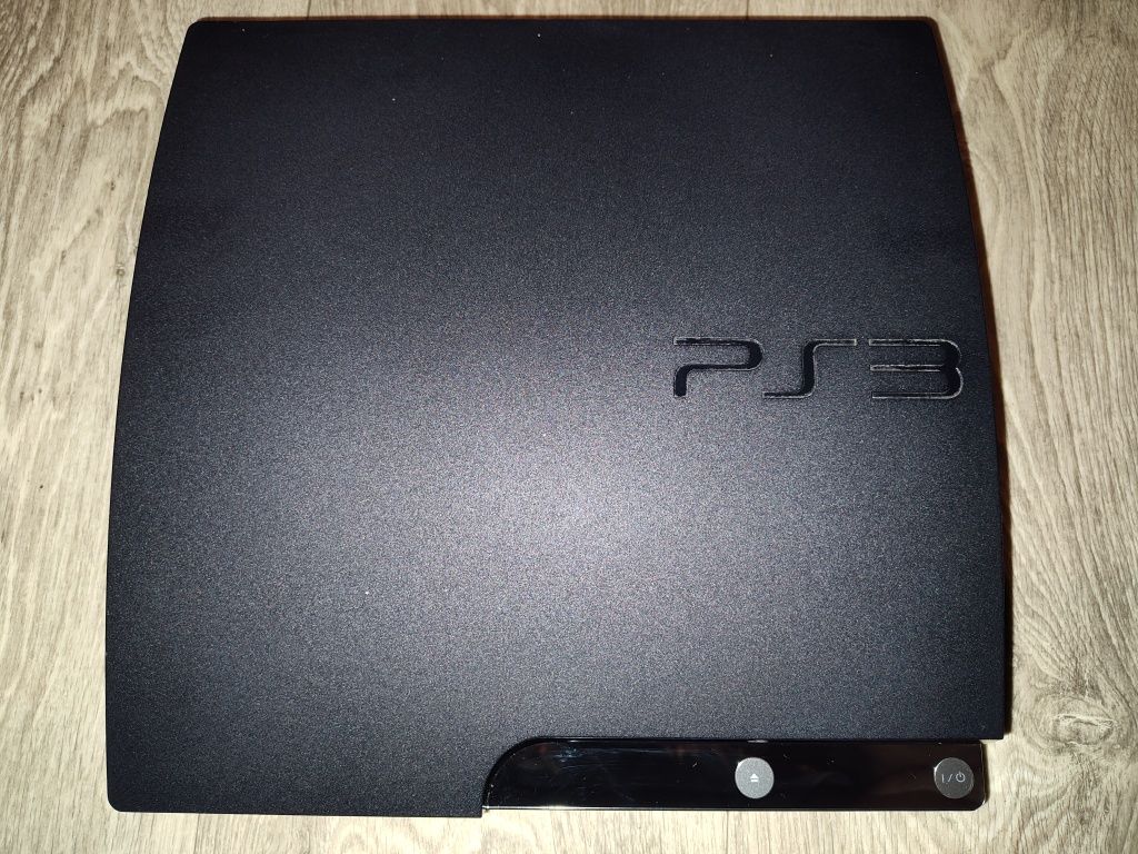 Продам в идеале Sony PlayStation 3 slim 500 Гб, комплект!