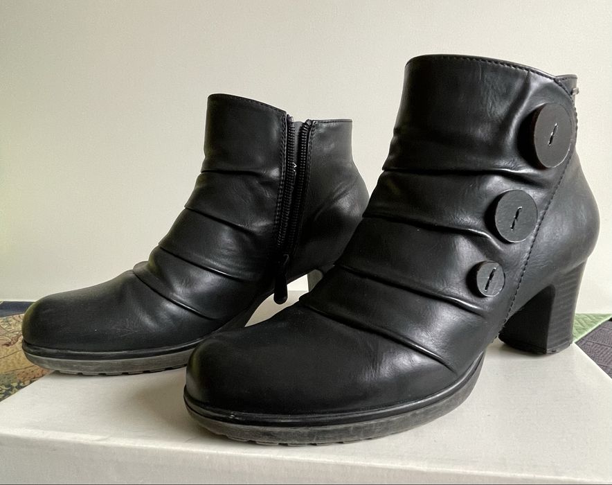 Botas negras em pele Footside