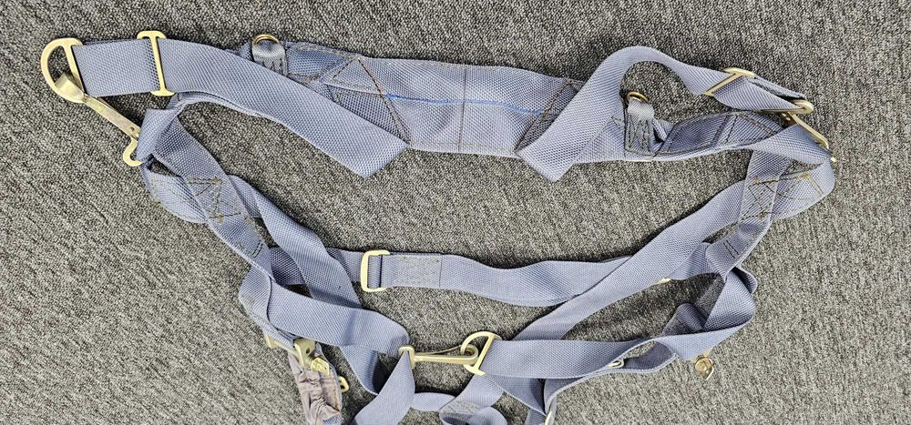 Uprząż kompletna nowa od Spadochronu Desantowego D-5 serii 2P