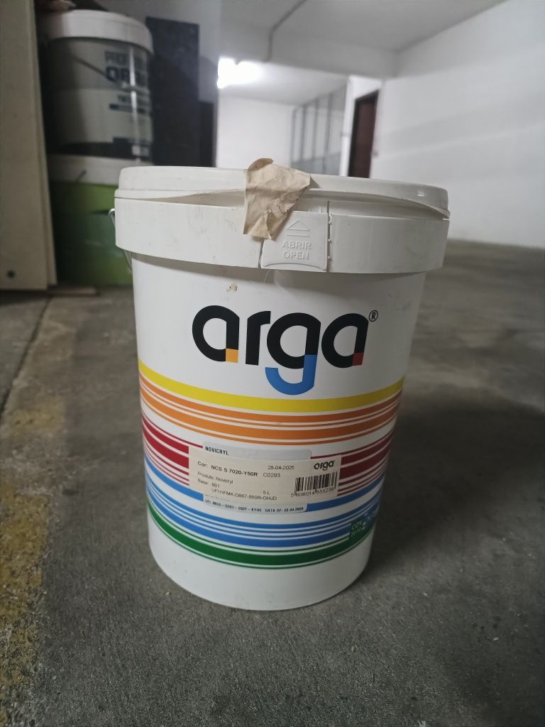 Vendo latas de tinta