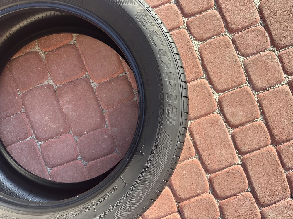 Шина Bridgestone 235/55/r18