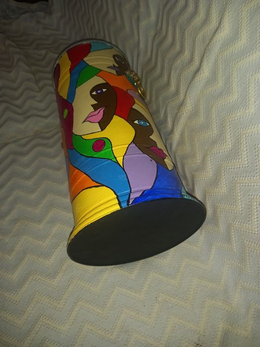 Porta guarda-chuvas e bengalas