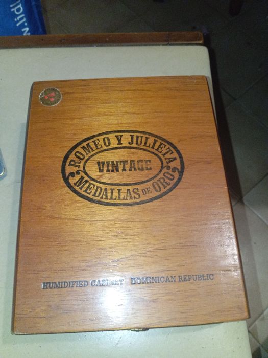 Caixa de charutos antiga