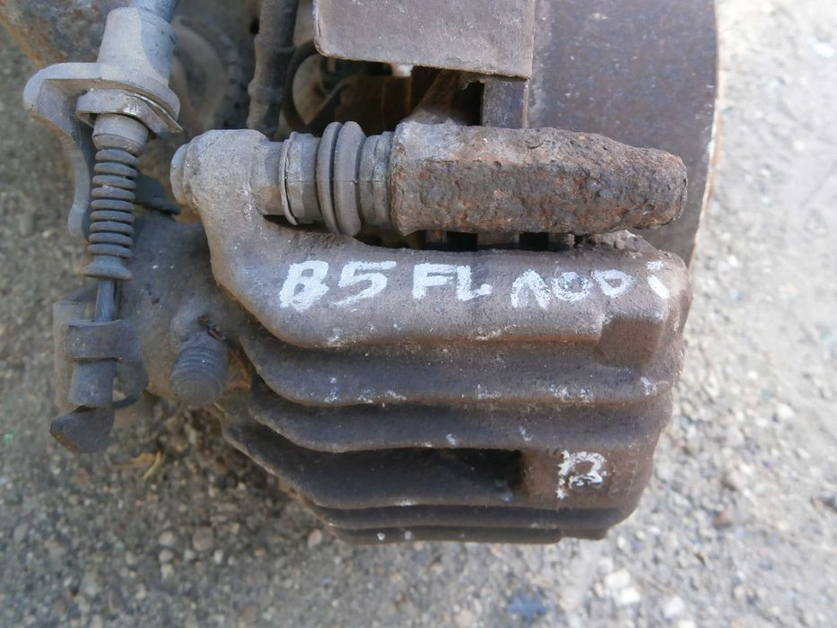 vw passat B5 FL 1,9 tdi zacisk hamulcowy lewy prawy tył