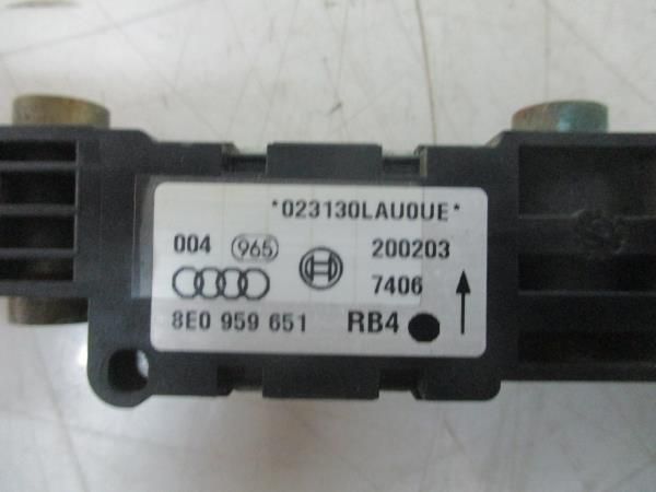 Sensor de impacto AUDI A4 (8E2, B6)