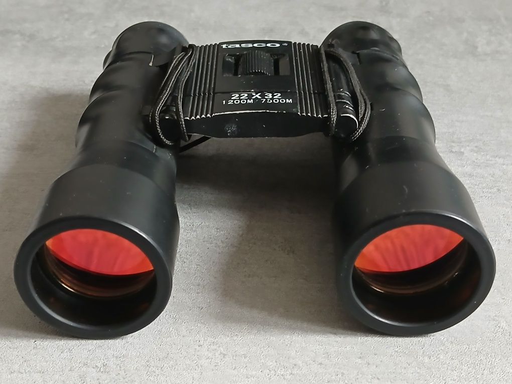 Lornetka Tasco 22x32