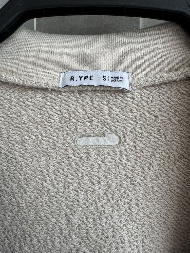 Вкорочений піджак від бренду Ricky hype