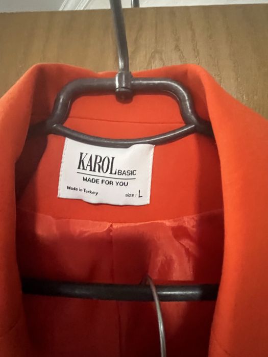 Класичний костюм