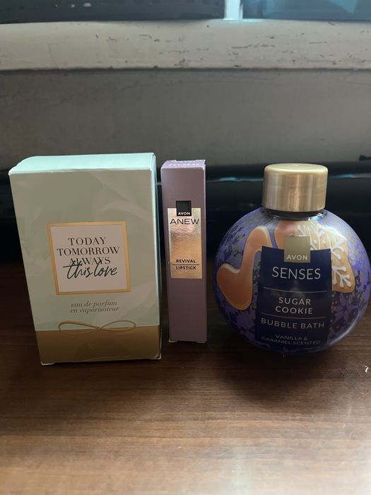 Zesta damski z avonu