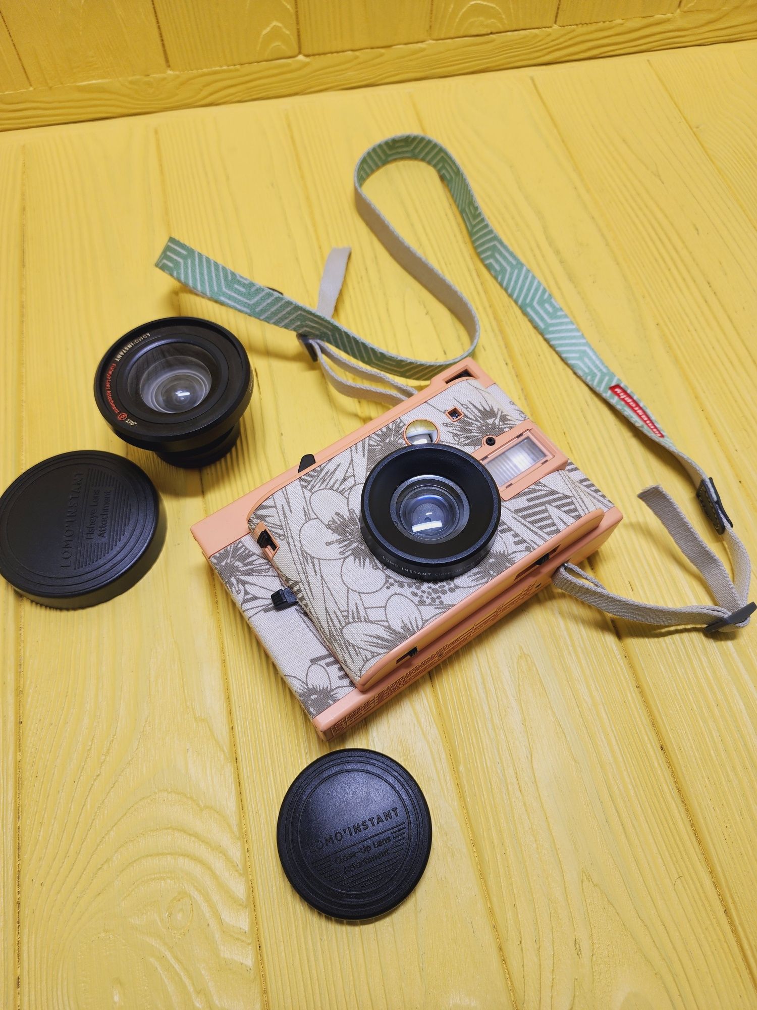 Камера мгновенной съёмки Lomo'Instant Kyoto