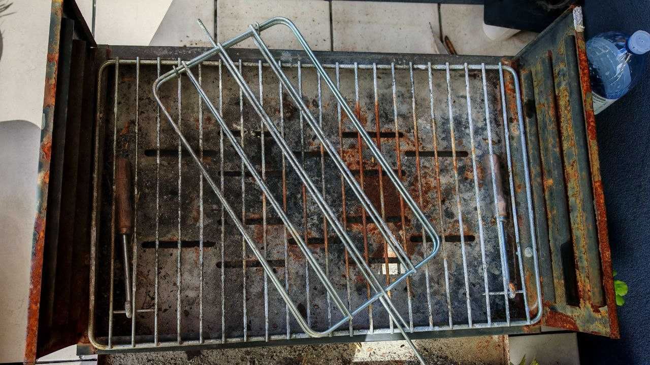 Grelhador a Carvão