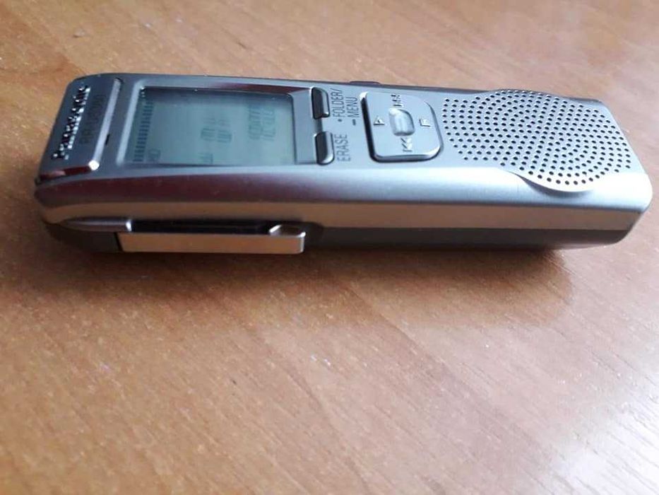 Диктофони портативний рекордер Panasonic RR-QR180