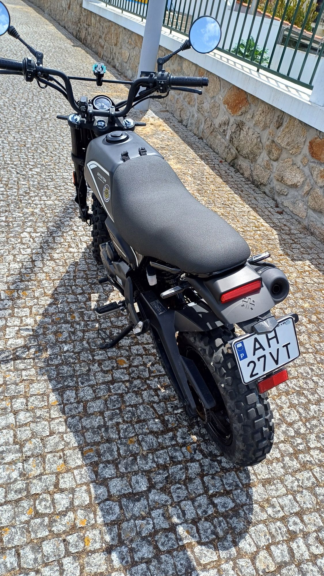 Brixton Crossfire XS 125