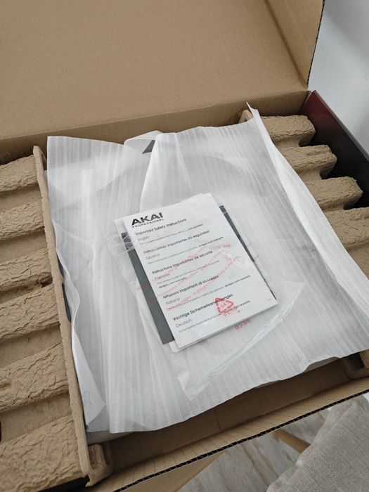 AKAI APC64 Para Venda