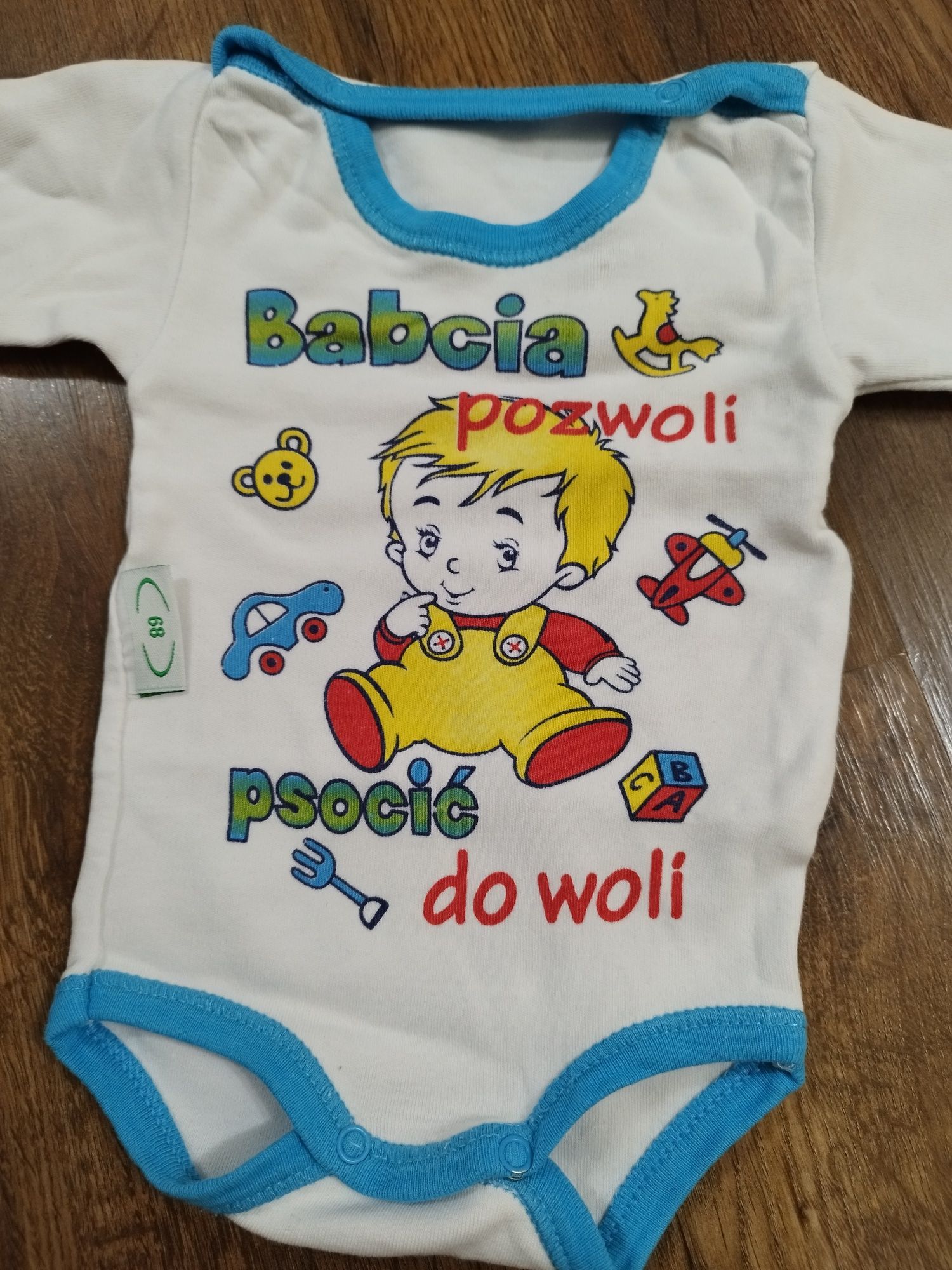 Body dla chłopca Babcia pozwoli psocić do woli R. 56/62