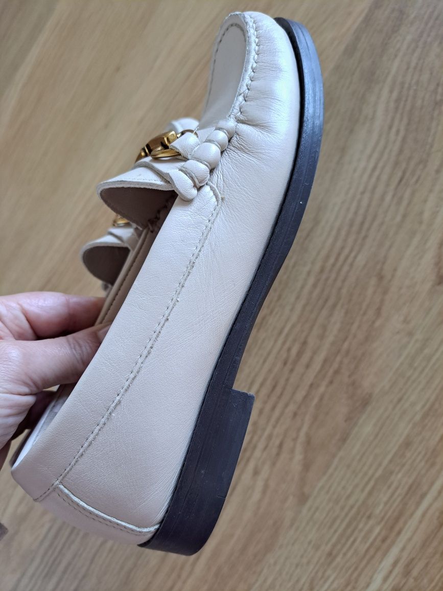 Sapatos Massimo Dutti 35