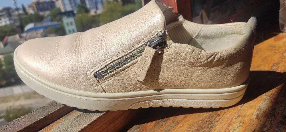 Сліпони ECCO 37 розмір