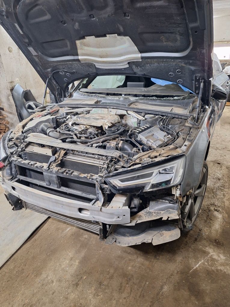 Разборка Audi S4 B9 запчасти ауди с4 б9 запчастини Audi S4