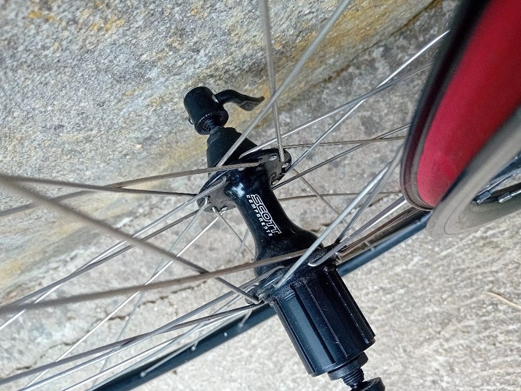 Rodas SCOTT 700 semi-novas