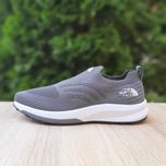 Чоловічі кросівки The North Face темно сірі на білій 11558 ГАРНА ЦІНА