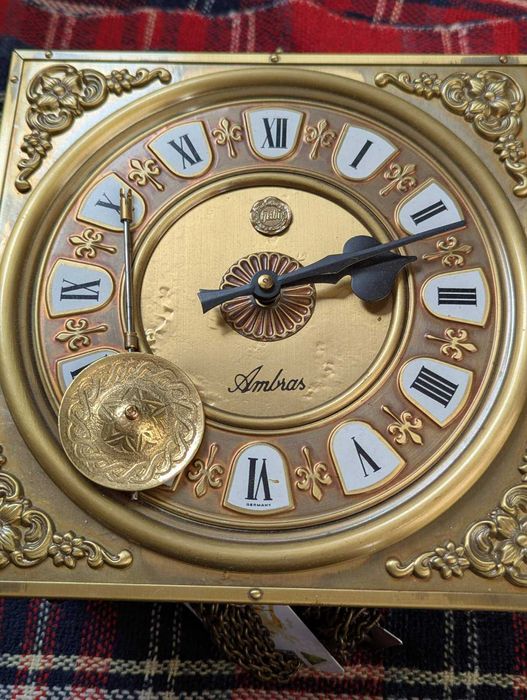 Механизм настенных часов Franz Hermle с боем под гири Германия