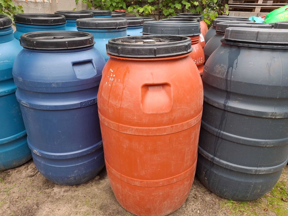 Gryfino: beczki plastikowe na wodę, zboże, 220l
