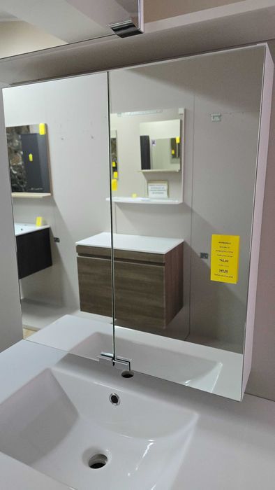 Szafka łazienkowa ORiSTO górna z lustrem 60 cm