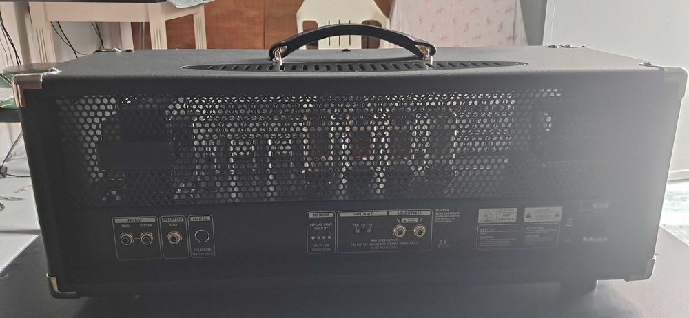 Amplificador Guitarra e coluna