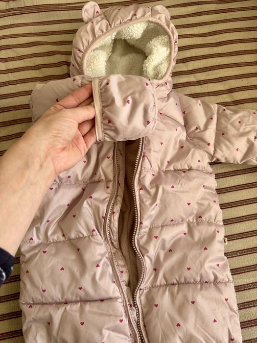 Зимовий комбінезон Gap 6-12 місяців