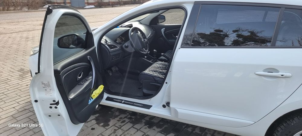 Машина на продаж!!!