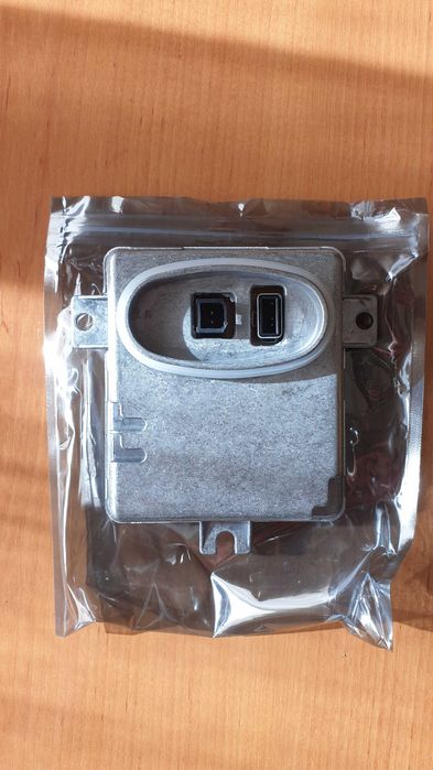 Balastro Xenon BMW E90 E91 / Volvo V70 XC70