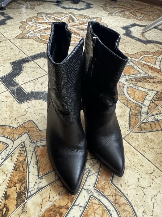 Козаки/черевики/жіночі /кожані/ РОЗПРОДАЖ